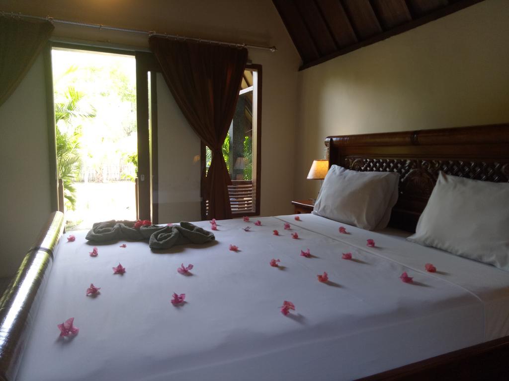 Hotel Rose Bungalow Pemenang Exterior foto