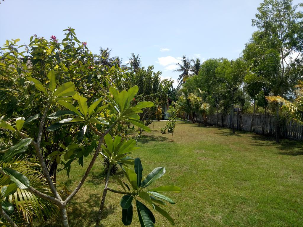 Hotel Rose Bungalow Pemenang Exterior foto